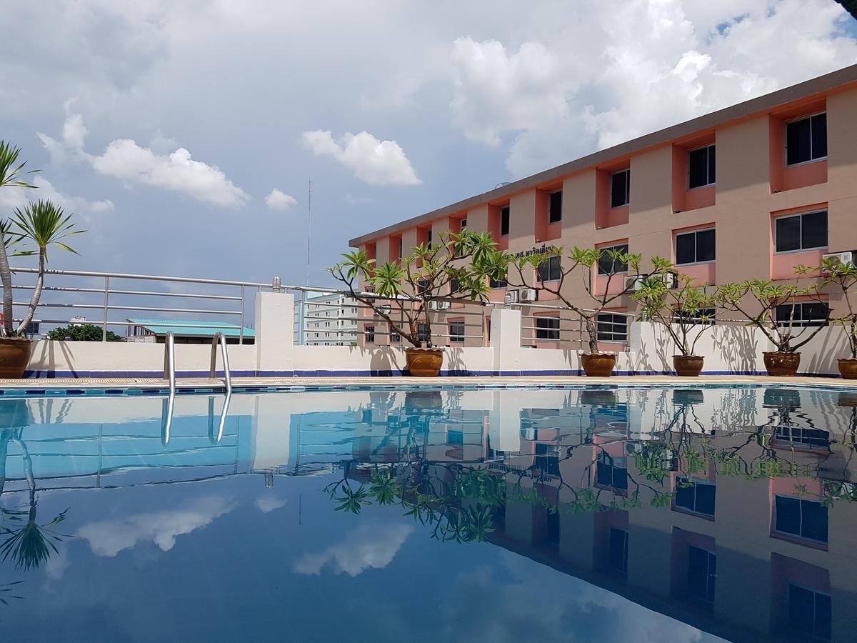 Nakhonratchasima K.S.Pavilion Hotel מראה חיצוני תמונה